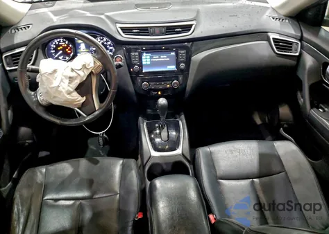 2015 Nissan Rogue S z USA, uszkodzony, nr VIN 5N1AT2MV6FC756481